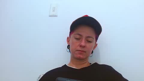 Blue online show from 04-04-26, 06:27