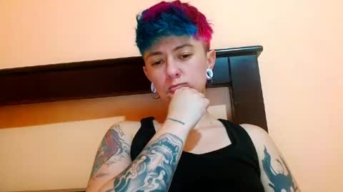 Blue online show from 06-16-26, 04:53
