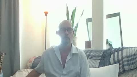 Snapshot of tomcatsawyer chatting on 06-14-26, 12:07 sirmuggsalot online show from 06-14-26, 12:07