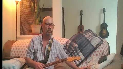 Snapshot of tomcatsawyer chatting on 06-22-26, 05:48 sirmuggsalot online show from 06-22-26, 05:48