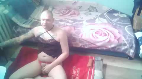 Tomek online show from 05-02-26, 02:22
