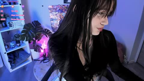 Snapshot of tomie_kawakam1 chatting on 05-12-26, 02:03 Tomie online show from 05-12-26, 02:03