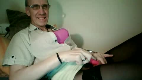tomislav321 online show from 05-16-26, 12:48