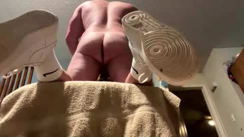 Snapshot of tommy4inch chatting on 04-16-26, 04:41 tommy4inch online show from 04-16-26, 04:41