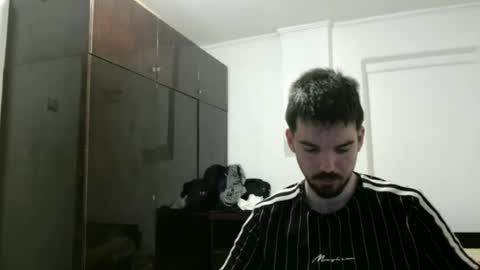 Onlyfans - Tomylind keep you in touch there online show from 06-24-26, 09:14