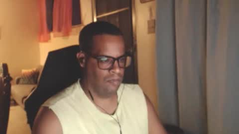 Snapshot of toni2814 chatting on 03-03-26, 01:56 Antonio online show from 03-03-26, 01:56