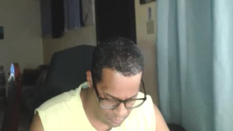 Snapshot of toni2814 chatting on 03-11-26, 02:06 Antonio online show from 03-11-26, 02:06
