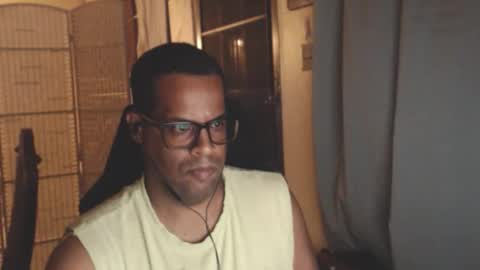 Snapshot of toni2814 chatting on 04-03-26, 02:09 Antonio online show from 04-03-26, 02:09