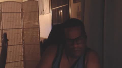 Snapshot of toni2814 chatting on 04-08-26, 02:11 Antonio online show from 04-08-26, 02:11