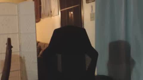 Snapshot of toni2814 chatting on 04-11-26, 02:49 Antonio online show from 04-11-26, 02:49