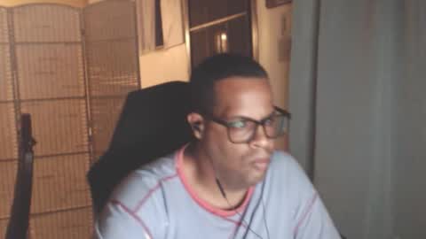 Snapshot of toni2814 chatting on 04-23-26, 02:24 Antonio online show from 04-23-26, 02:24