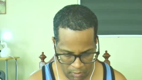 Snapshot of toni2814 chatting on 04-28-26, 02:33 Antonio online show from 04-28-26, 02:33