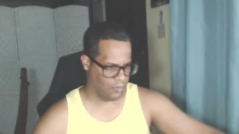 Snapshot of toni2814 chatting on 05-01-26, 02:49 Antonio online show from 05-01-26, 02:49