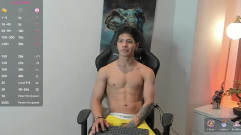 Snapshot of tony_petrov chatting on 12-23-25, 06:44 tony_petrov online show from 12-23-25, 06:44