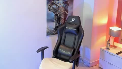 Snapshot of tony_petrov chatting on 02-06-26, 05:01 tony_petrov online show from 02-06-26, 05:01