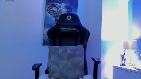 Snapshot of tony_petrov chatting on 02-15-26, 07:51 tony_petrov online show from 02-15-26, 07:51