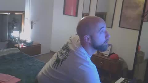 tootsybird69 online show from 05-03-26, 12:49