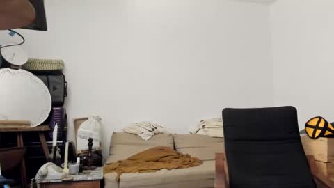 Torcuato online show from 06-11-26, 04:32