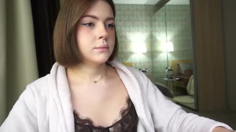         online show from 02-03-26, 06:11