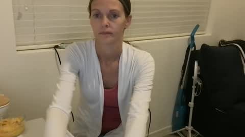 Tori Ryann online show from 01-04-25, 08:28