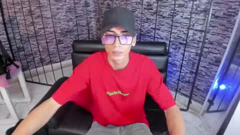 torn_boy online show from 05-28-26, 11:24