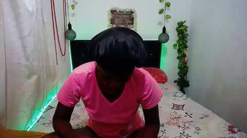 tory_montannaxx online show from 01-22-25, 09:35