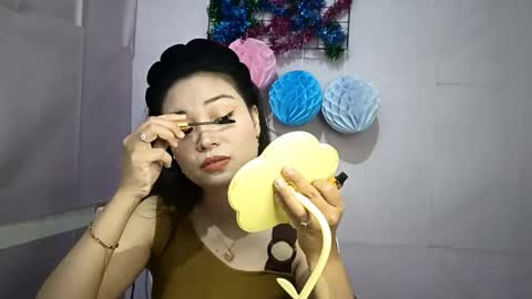 Snapshot of toshikoseaforth chatting on 06-03-26, 11:13 Emma online show from 06-03-26, 11:13