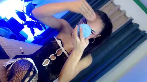 Snapshot of touch_my_body_daddy chatting on 02-18-25, 05:09 touch_my_body_daddy online show from 02-18-25, 05:09