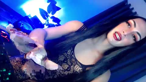Snapshot of touch_my_body_daddy chatting on 02-19-25, 04:44 touch_my_body_daddy online show from 02-19-25, 04:44