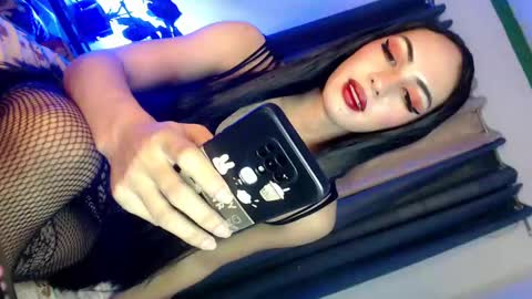 Snapshot of touch_my_body_daddy chatting on 02-21-25, 02:50 touch_my_body_daddy online show from 02-21-25, 02:50