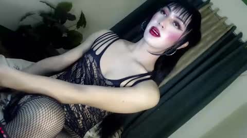 Snapshot of touch_my_body_daddy chatting on 03-08-25, 09:50 touch_my_body_daddy online show from 03-08-25, 09:50