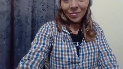 Snapshot of toyita707 chatting on 11-21-25, 07:18 toyita707 online show from 11-21-25, 07:18