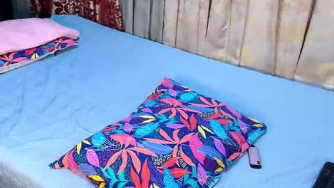 Gigi online show from 03-10-26, 02:55