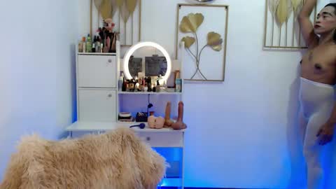 transeugene1990 online show from 03-10-26, 05:45