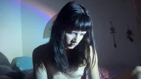 DD online show from 11-20-25, 05:40