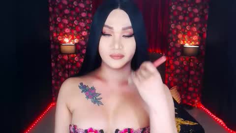 KYLIE BELLA  TS online show from 04-23-26, 02:02