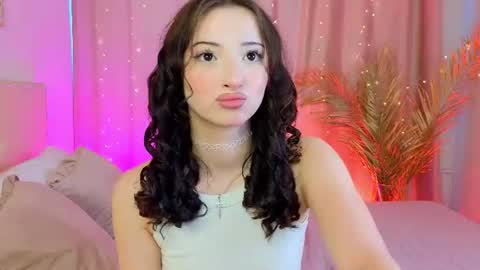 Ariana online show from 06-11-26, 02:59