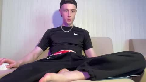 Travis online show from 04-30-26, 08:20