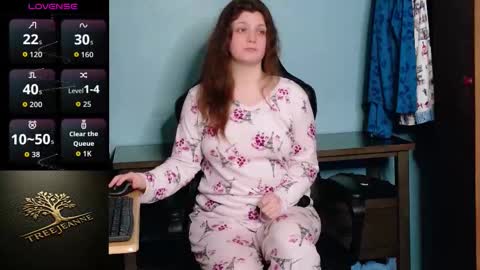 TreeJeanne online show from 02-25-26, 01:59