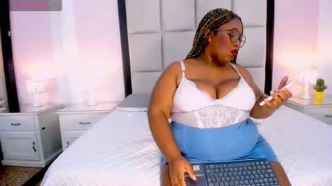 Treisy Vixen big ass online show from 06-20-26, 03:20