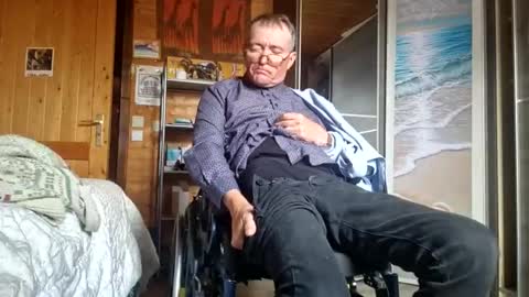 trekkertje12345 online show from 04-21-26, 10:21