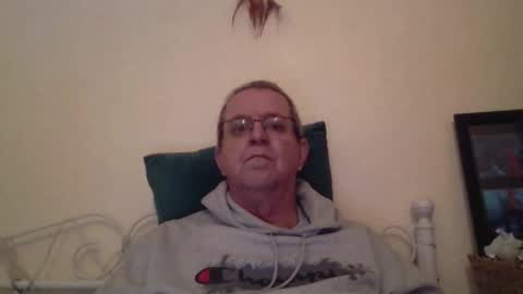 Fe-fi-fo-fum online show from 03-09-26, 01:15