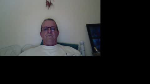 Fe-fi-fo-fum online show from 05-24-26, 09:58