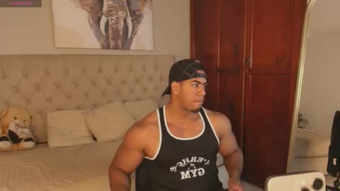 Snapshot of trevor_vinc chatting on 03-26-26, 01:28 trevor online show from 03-26-26, 01:28