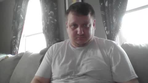 Snapshot of trevorly08 chatting on 02-07-26, 08:12 trevorly08 online show from 02-07-26, 08:12