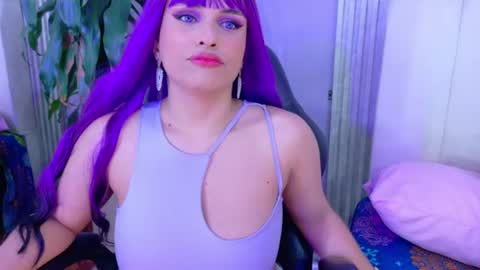 triana_crimson online show from 07-22-26, 12:46