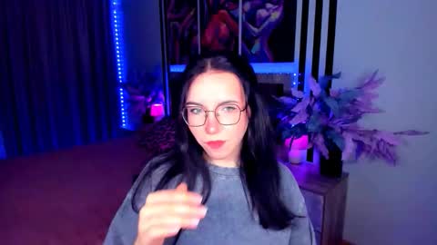 TriciaDaisy online show from 05-08-26, 02:44