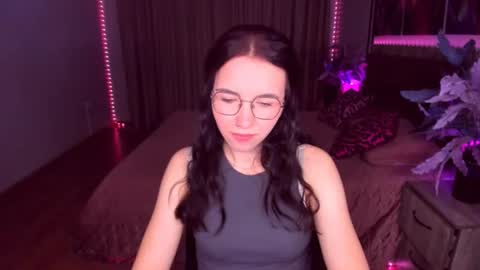 TriciaDaisy online show from 06-20-26, 04:59