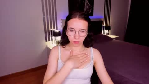 TriciaDaisy online show from 07-09-26, 09:57