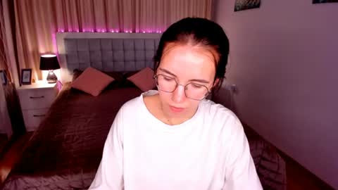 TriciaDaisy online show from 07-11-26, 04:37